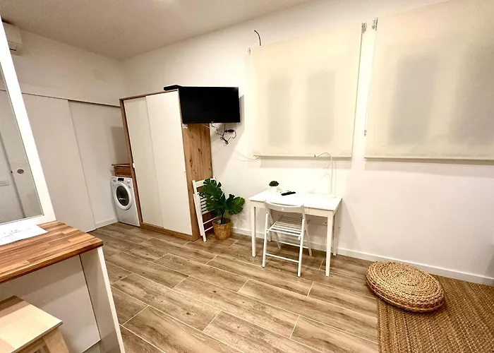 Cozy Studio Near Sants Estacion Apartment Barcelona